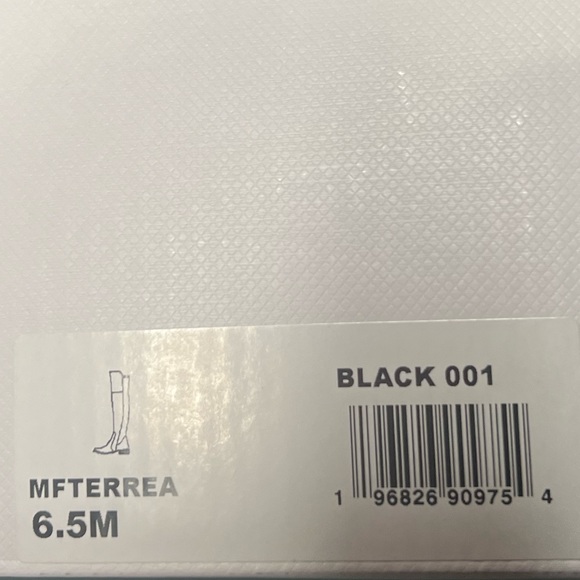 Marc Fisher over the knee leather boots - Picture 3 of 6